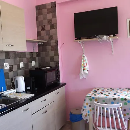 Summer Scoop By Evagstays