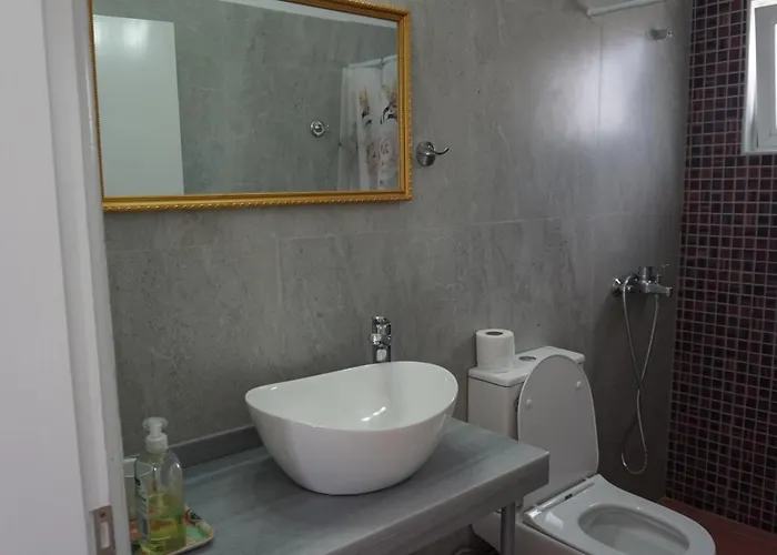 Summer Scoop By Evagstays